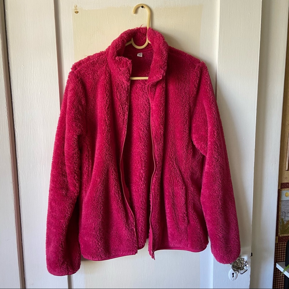Uniqlo Yarn Fluffy Zip Up